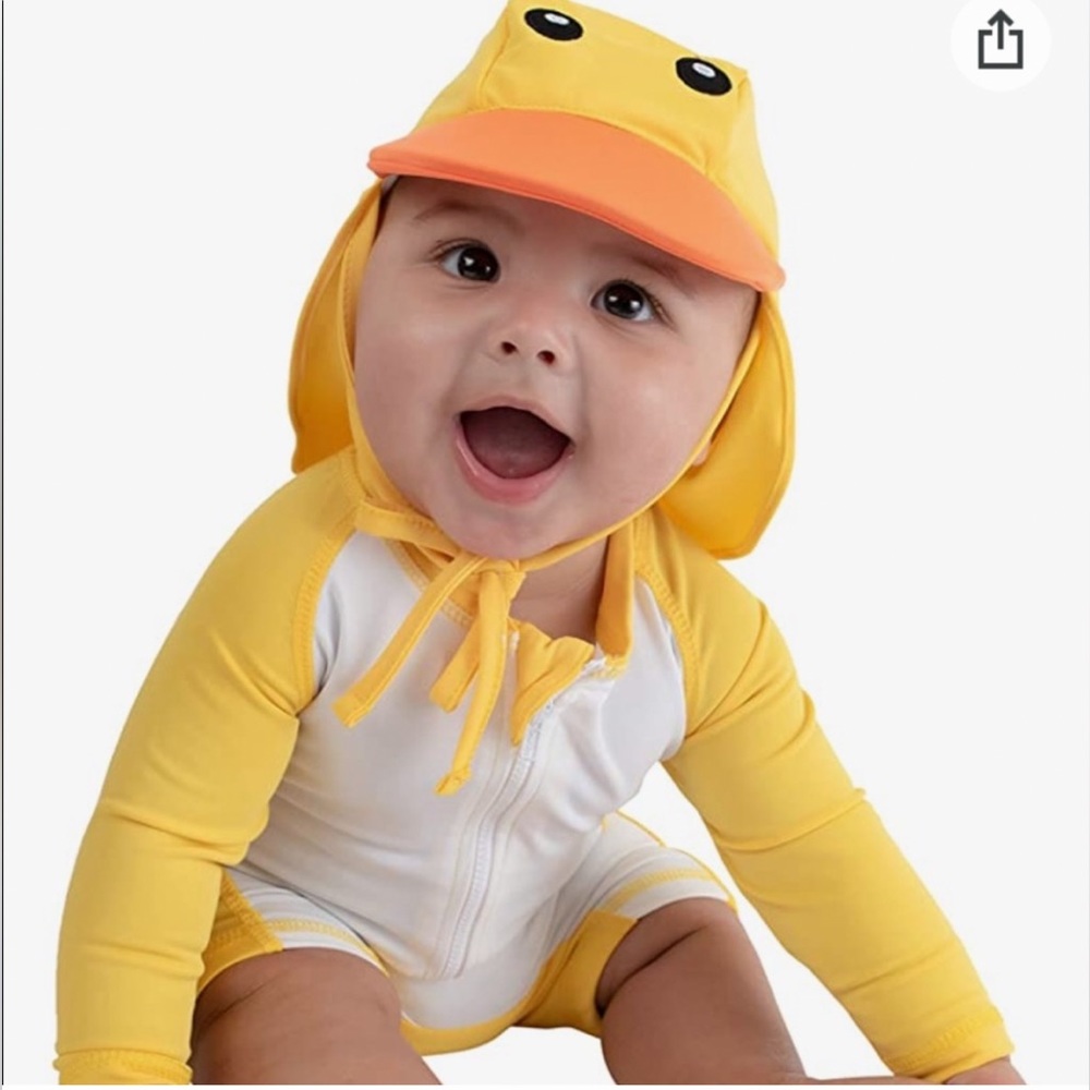 NWOT Super Cute BABY WETSUIT AND HAT by Cuddle Club 3-6 Months